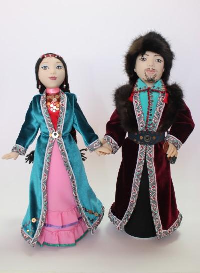 Узакбаева Г.М. - сувенирные куклы в башкирских костюмах