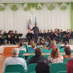 19 марта в концертном зале Учалинского колледжа искусств и культуры им. С. Низаметдинова прошел отчетный концерт оркестра народных инструментов и ансамбля «Скоморохи».